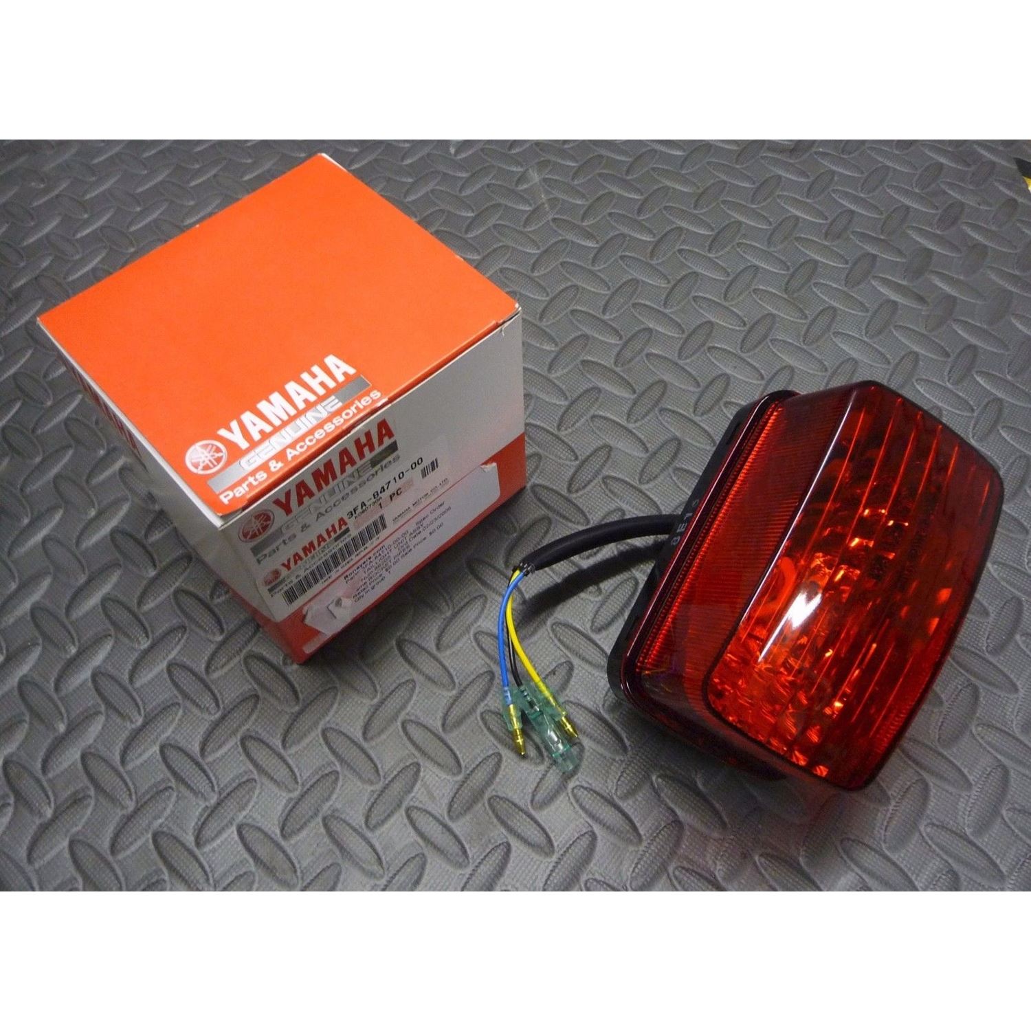 NEW Yamaha Banshee or Raptor rear oem taillight br