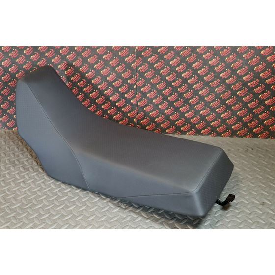 NEW Complete seat 1987-2006 Yamaha Banshee cover latch foam BLACK DIMPLE